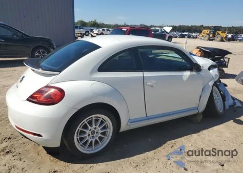 2019 Volkswagen Beetle S z USA, uszkodzony, nr VIN 3VWFD7AT6KM707830